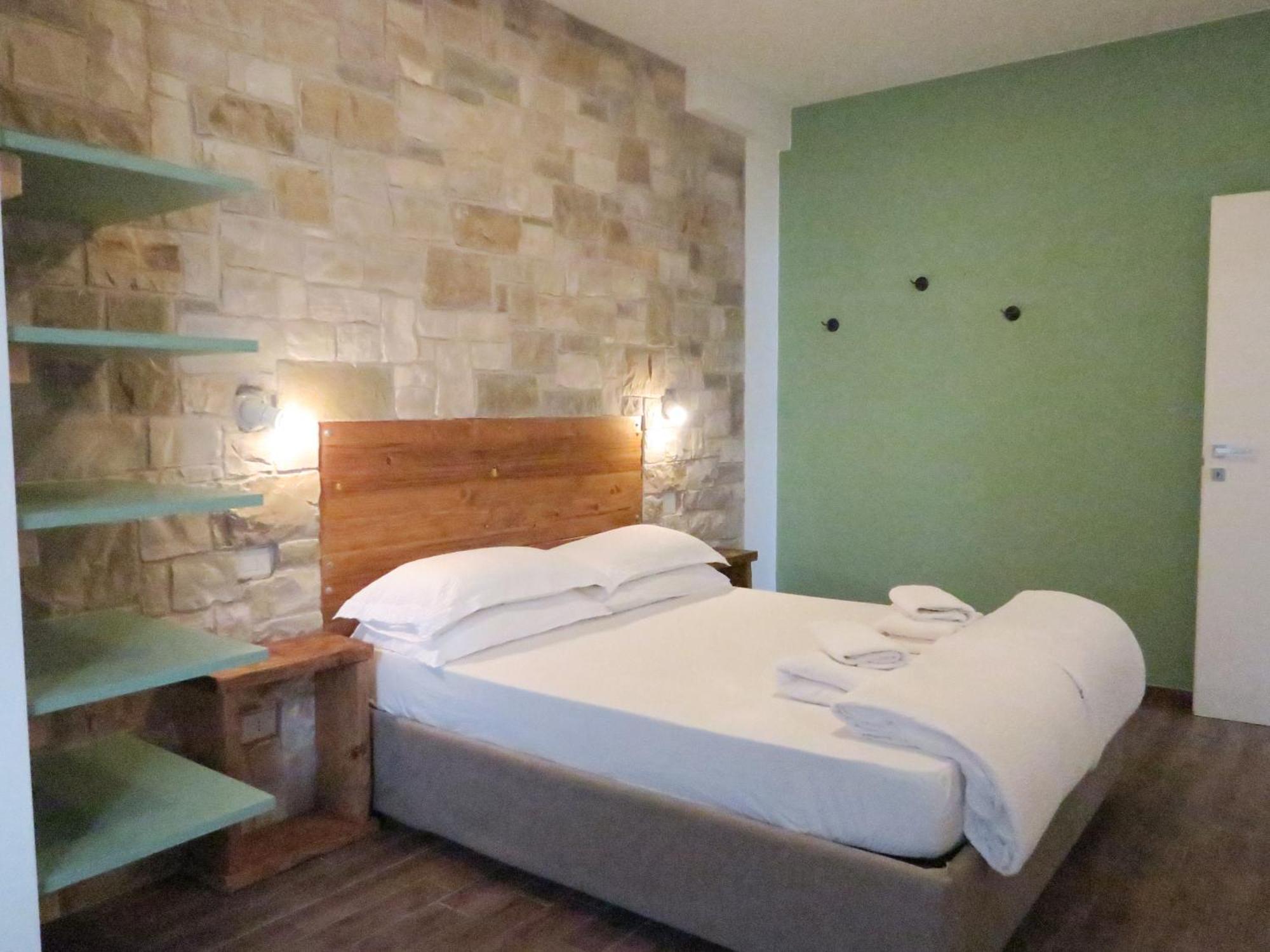Oasi Da Vinci Aparthotel ติญญาเล ภายนอก รูปภาพ